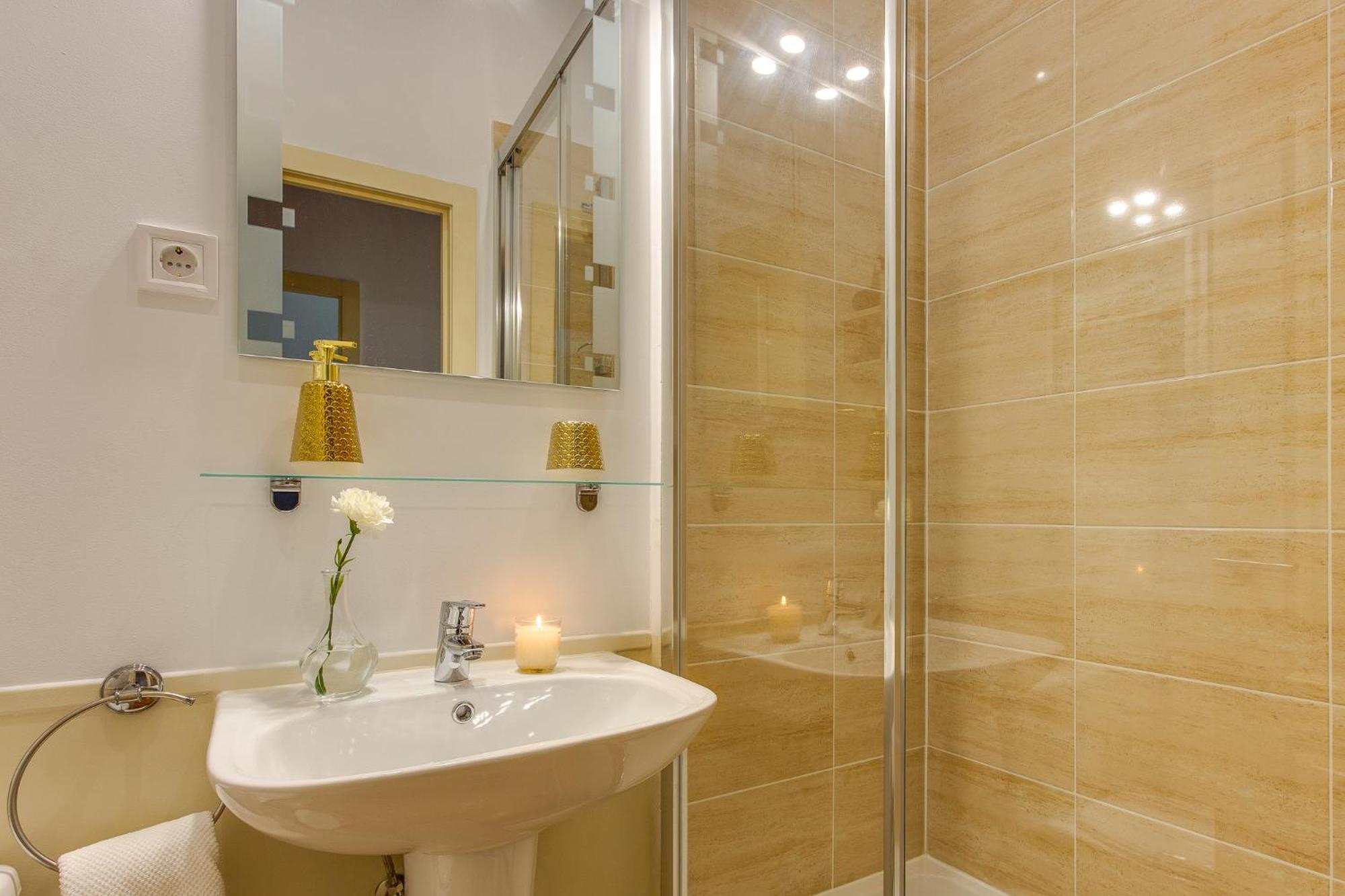 Amplias Habitaciones En El Corazon De Madrid - Plaza De Espana ภายนอก รูปภาพ