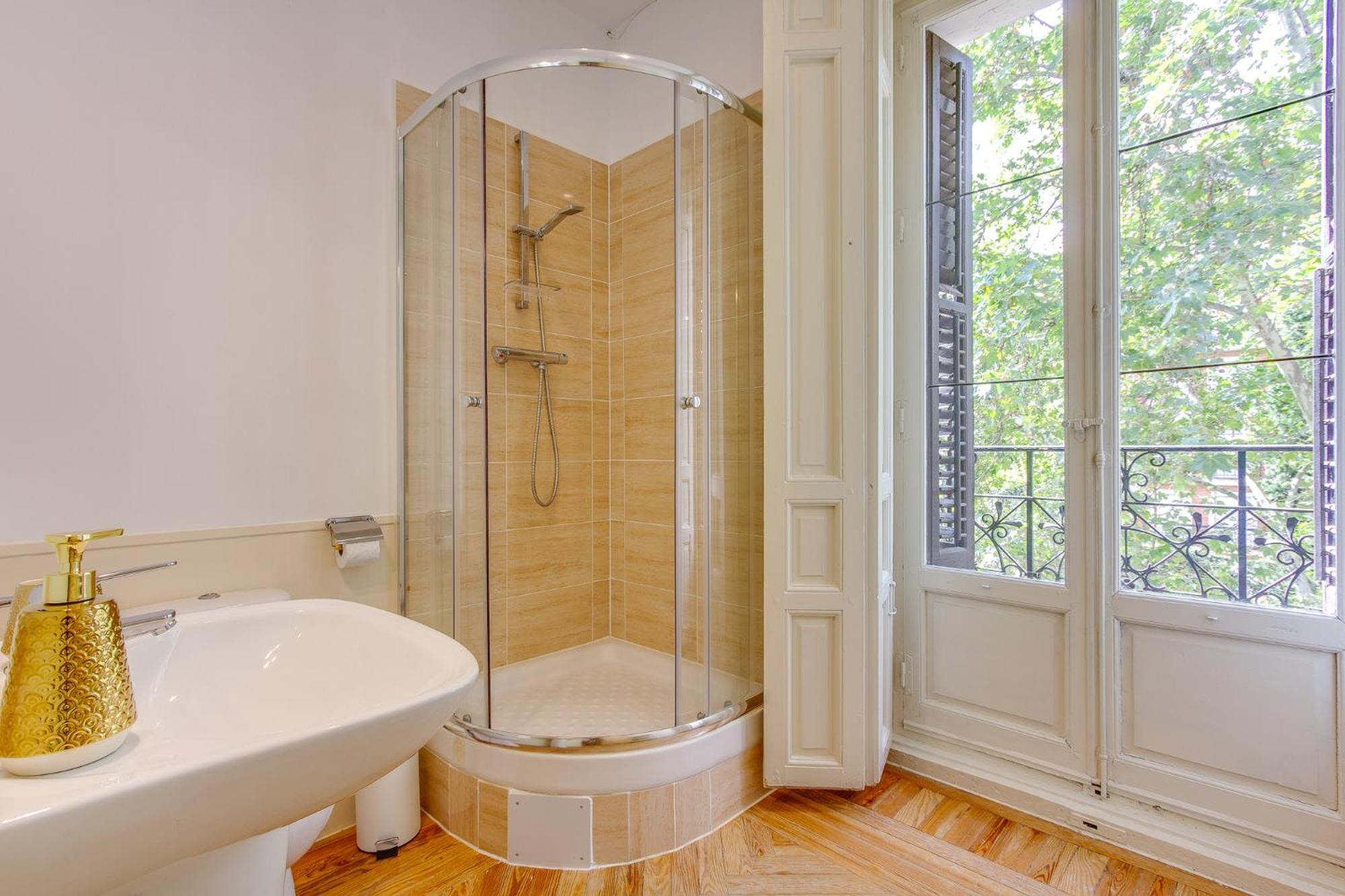 Amplias Habitaciones En El Corazon De Madrid - Plaza De Espana ภายนอก รูปภาพ